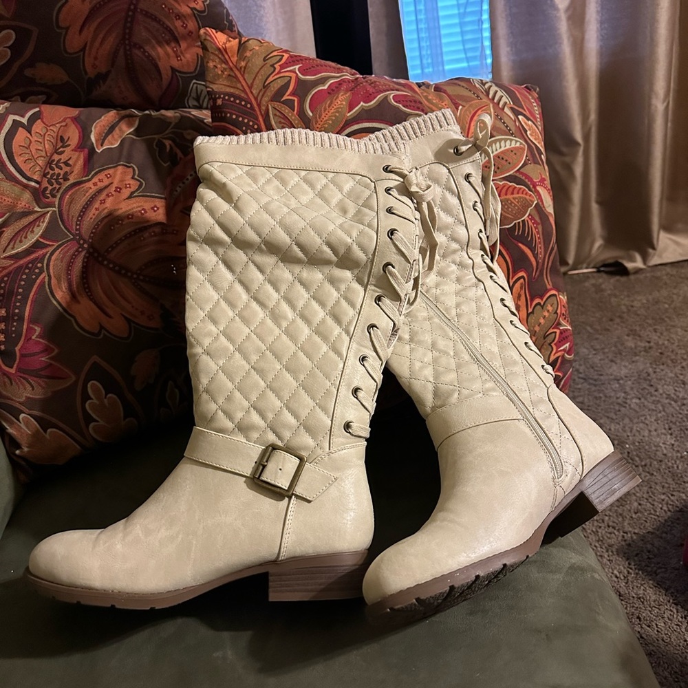 Women Boots